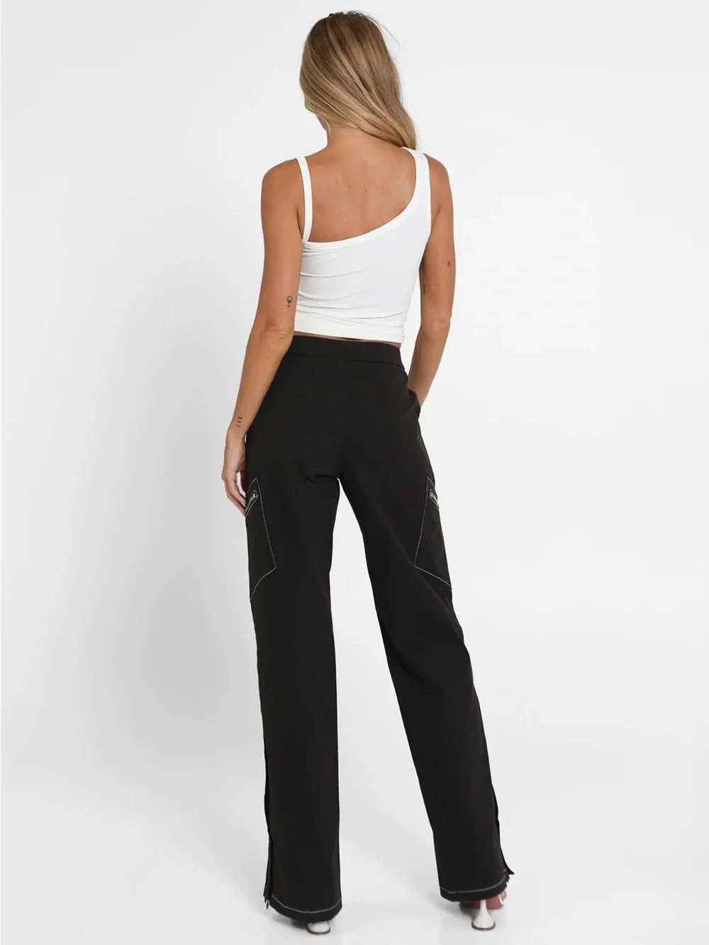 NWT BY.DYLN Vaeda Pants Licorice Black Wide Leg Cargo Pants Contrast Stitch
